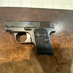 Pistolet Unique calibre 6.35 cat&eacute;gorie B