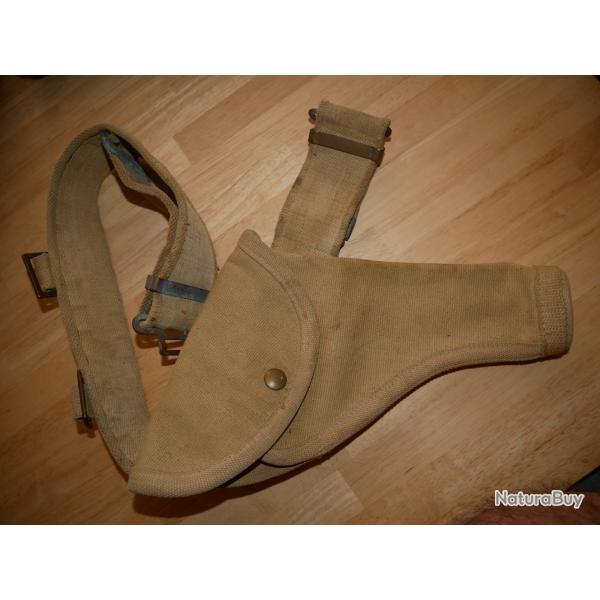 Holster de Revolver WEBLEY avec ceinturon en WEB ANGLAIS WW2 parfait pour remonter un mannequin