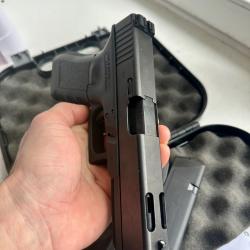 Glock 17 C (Compens&eacute;)