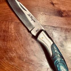 Couteau pliant Le Bougna Drop - Bois color&eacute; bleu - Ench&egrave;re 1.00 �