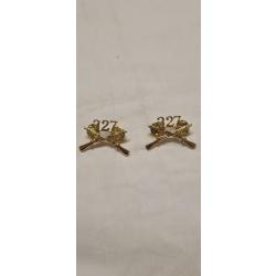 Crest 327 infantry  Insigne de col US WW2