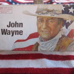 BOITE DE CARTOUCHES 32-40 WINCHESTER COMMEMORATIVE JOHN WAYNE