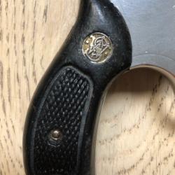 Pour S&W J round butt, plaquettes bois noir