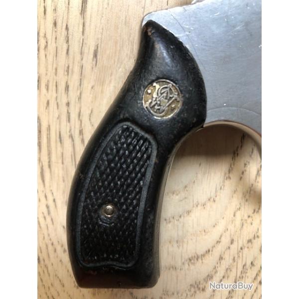 Pour S&W J round butt, plaquettes bois noir