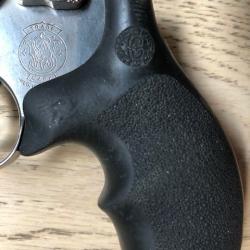 Pour S&W J round butt, crosse HOGUE