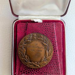 medaille de recompense sportive en bronze datant de l occupation