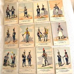 Lot de 16 cartes postales illustr&eacute;es uniformes 1 er empire 17 &egrave;me l&eacute;ger cdt Buquoy avec notice