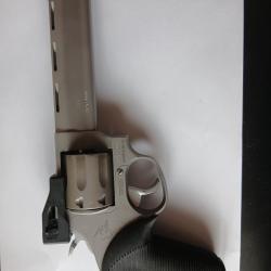 Revolver 357 Magnum double action Mod. 627 TRACKER Compens&eacute; G&eacute;n. 2  Calibre: 357 Magnum Barillet 7 c