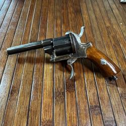 BEAU REVOLVER DE POCHE POUR LA DEFENSE 7 mm BROCHE MECANISME PARFAIT