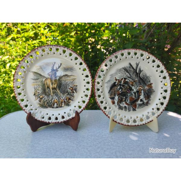 Assiettes en porcelaine ajour�e / th�me chasse / G. Brachet Terrasson (Limcolor) / Made in France