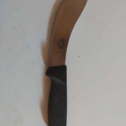 Couteau &agrave; d&eacute;pouiller
