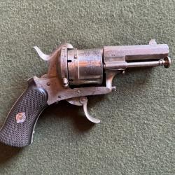 REVOLVER A BROCHE type LEFAUCHEUX armurier Georges Beauvais rue Lafayette &agrave; Paris