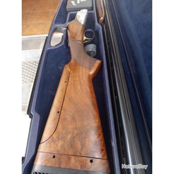 Fusil de marque maronchi trap 100 tr�s beau bois parfait �tat avec 5 chocs et la valise marronchie