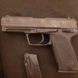 HK USP 45 &eacute;tat neuf + chargeur promag 20 coups