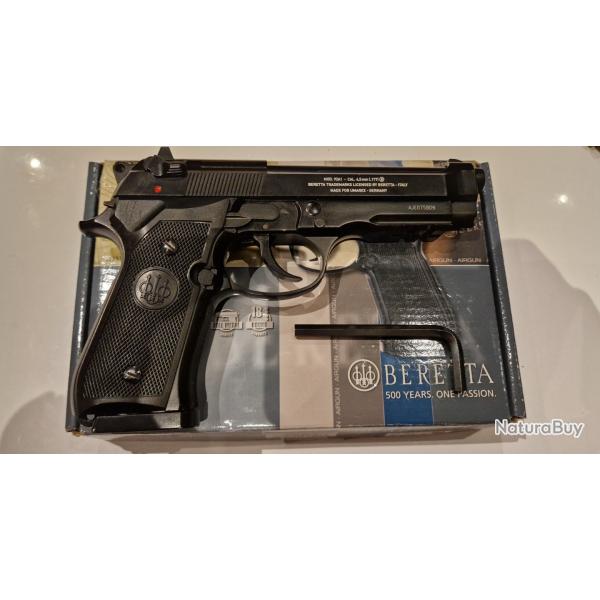 Umarex Beretta M92 A1 Full Auto Calibre 4.5 Bille Co2