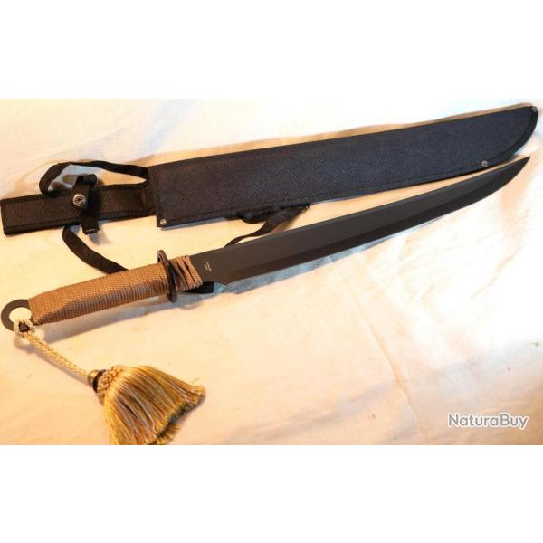 Machette tactique ou sabre asiatique lame noire affut�e grande taille 65 cm EBR24FAD008
