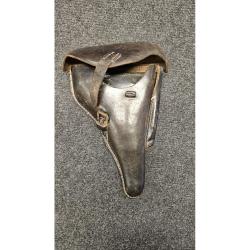 Etuis Cuir Pour PO8 avec marquage DLU 1943 et 1 poin&ccedil;on avec l'aigle Waffen