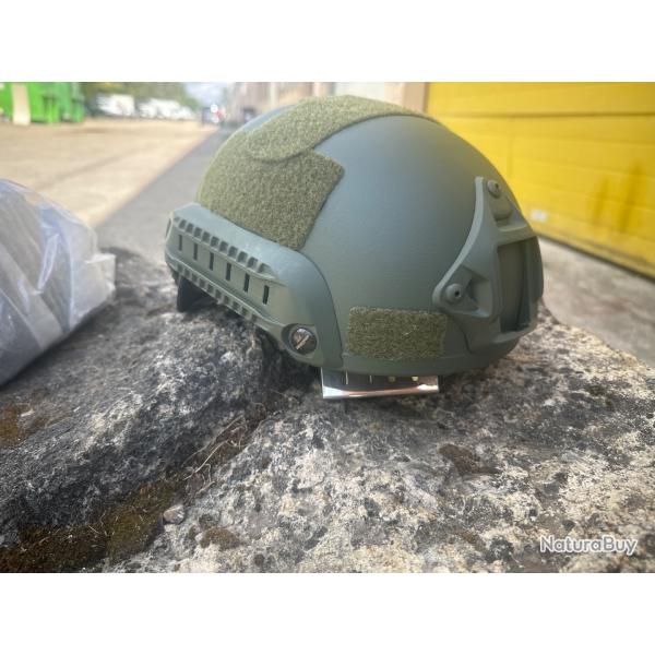 Casque airsoft type Mitchell 2002 Green neuf