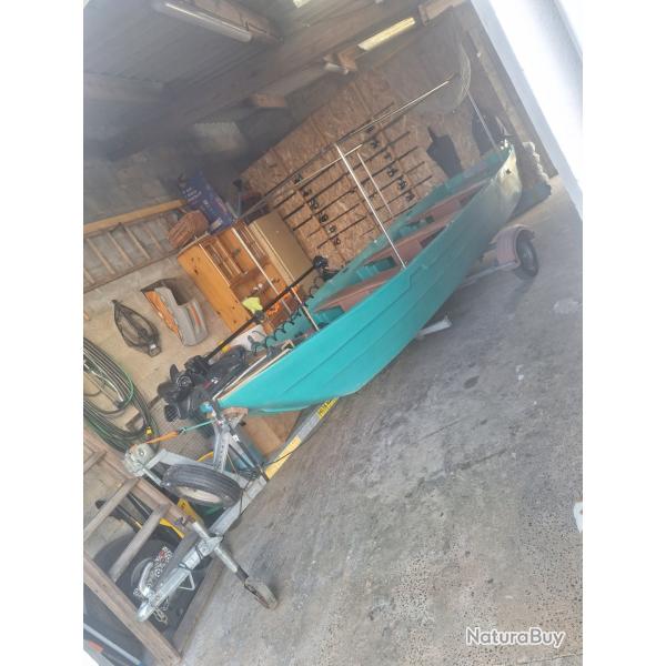 Barque + moteur �lectrique et thermique+ remorque