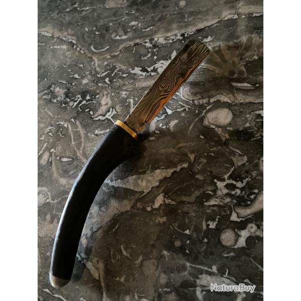 Couteau Damas cuma� type coupe choux