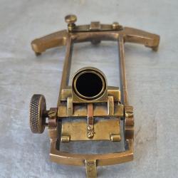 Lecteur de cercle d'azimut &agrave; cran de mire de la Royal Air Force mod&egrave;le  1152 WW2