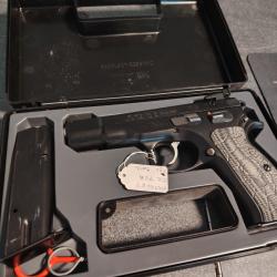 Pistolet CZ 75B (3)