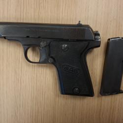 Pistolet MAB C calibre 7.65 mm