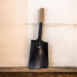 Pelle suiss army shovel spade date 1943 WW2