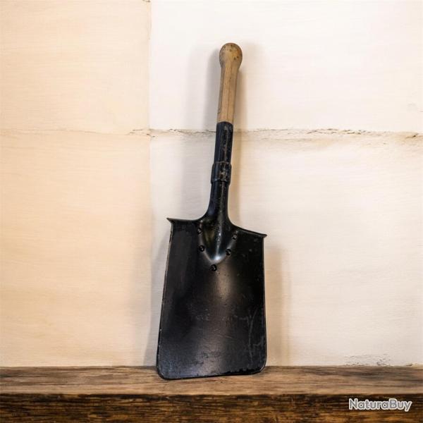 Pelle suiss army shovel spade date 1943 WW2