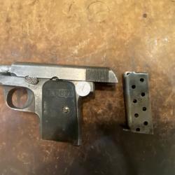 Pistolet unique calibre 6.35mm en cat&eacute;gorie B