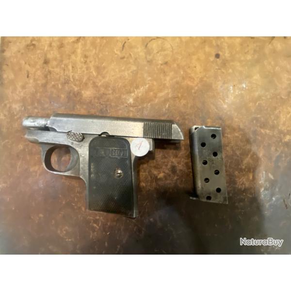 Pistolet unique calibre 6.35mm en cat�gorie B
