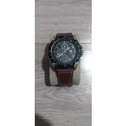 Vend montre fossile pour homme