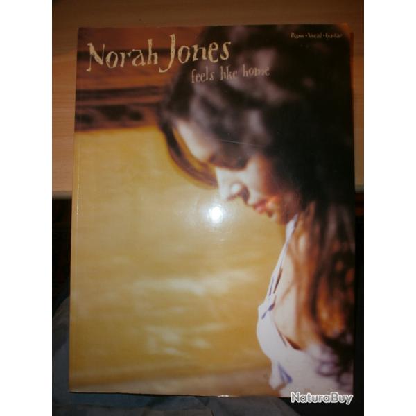 Song Book partition Norah Jones "feels like home" Piano voix guitare