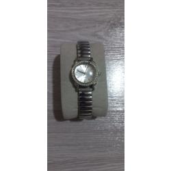 Vend montre quartz femme