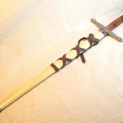 Dague m&eacute;di&eacute;vale ou HEROIC FANTASY - ref EBR24DAP006