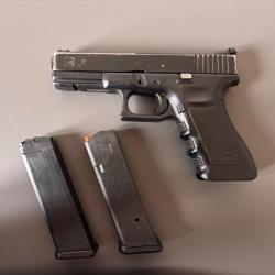 Glock 17 gen 3 avec organes de vis&eacute;e LPA fibre optique r&eacute;glables