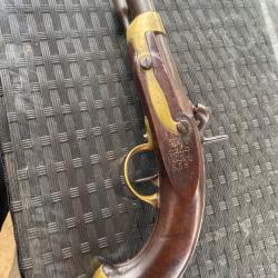 Pistolet de cavalerie mod&egrave;le 1822 T Bis (ou Mod&egrave;le 1822 T) &raquo; ou &laquo; Pistolet r&eacute;glementaire fran&ccedil;ais XI