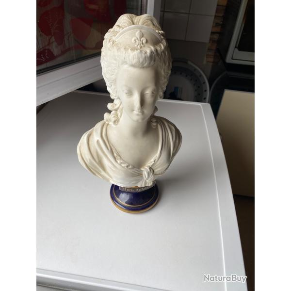 Buste marie Antoinette signer MR