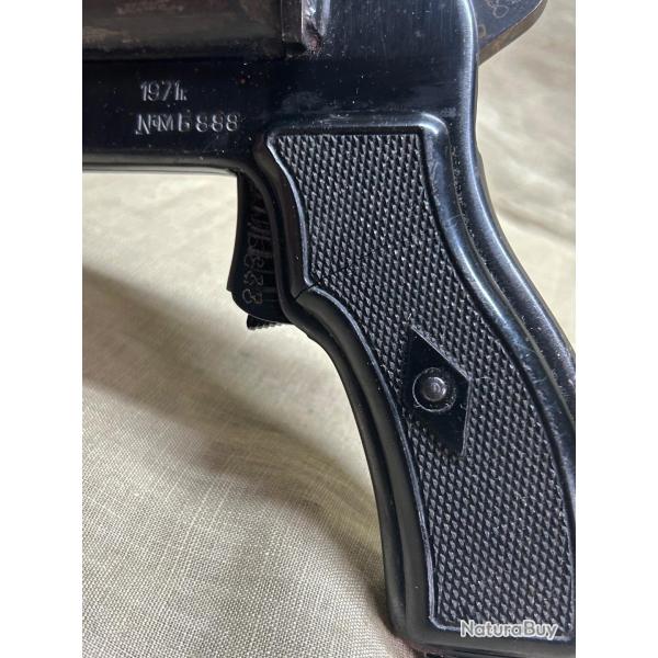 Tr�s beau pistolet r�glementaire lance fus�e russe SPSH-44