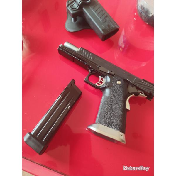 Vends Pistolet HI-CAPA SERIE HX11 FULL RED AW CUSTOM GAZ en bon �tat Airsoft
