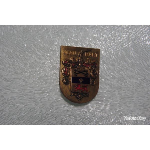 INSIGNE  MARINE   --- JEAN  BART --CUIRASSE  -----ARTHUS BERTRANS PARIS DEPOSE  --1939 ------------