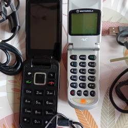 portables anciens motorola.et lot de cables