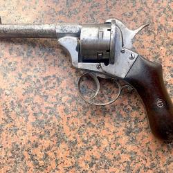 Revolver &agrave; broche 11 mm - m&eacute;canisme inconnu pour moi - fabricant &agrave; d&eacute;couvrir ..