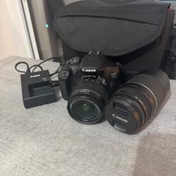 Appareil Photo Canon Eos 2000D objectif 18-55mm + objectif 75-300mm+ Carte Sd 16go