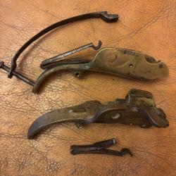 Lot pi&egrave;ces d&eacute;tach&eacute;es pour pistolet 1777