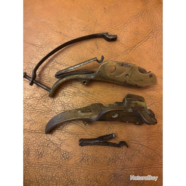 Lot pi�ces d�tach�es pour pistolet 1777