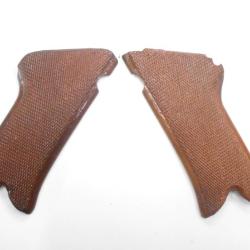 Paire de plaquettes bois quadrill&eacute;es avec bordure pour Luger suisse 1906/24