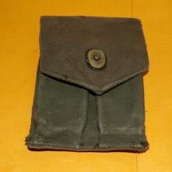 PORTE MAGASINS AMERICAIN POUR 45  EN TISSU UTILISE PAR L'ARMEE FRANCAISE , PERIODE GUERRE INDOCHINE