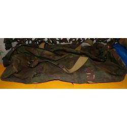 SAC POUR PARACHUTE DE L'ARMEE FINLANDAISE DE 1996 , DIMENSION 85 CM X 35 CM , GRANDE CAPACITE , UNE