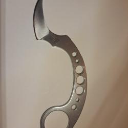 Couteau de cou "Le Rancunier" de Bastinelli Knives